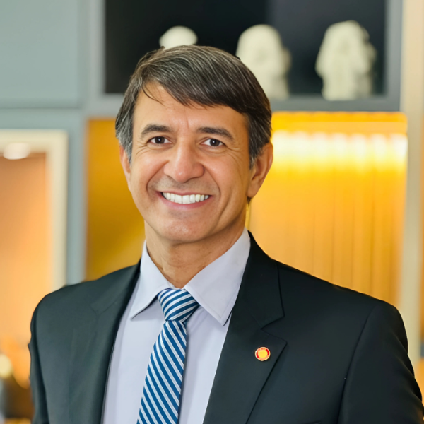 Fabio Brongar, advogado especialista em leilões